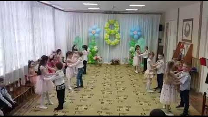 Зеркальный вальс видео в детском. Зеркальный вальс видео в детском саду танец. Зеркальный вальс видео в детском. Зеркальный вальс танец в детском саду. Зеркальный вальс видео в детском.