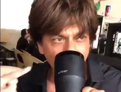 Shah Rukh Khan в Твиттере «My new digitized Ember coffee mug Customised temperature customized name & customised finger httpstcoRzm88GRm8F»