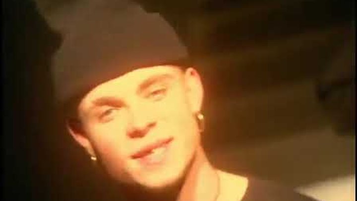 East 17 it's Alright. East 17 Thunder клип. Мальчиковые группы 90-х зарубежные клипы. East 17 молодые it’s Alright. 17 it s alright