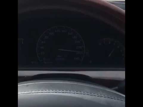 Лопнуло колесо на скорости 250 км мерседес