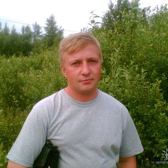 Андрей Опарин хк Строитель