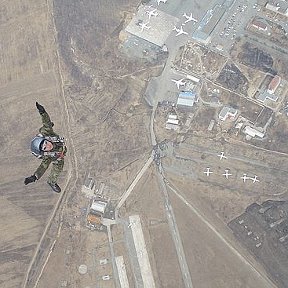 Фотография "Прыжок с Ми-8 1500м. За ВДВ"