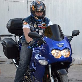 Фотография "Я и моя Катана ( лето 2015 г. ) средний мотоцикл дальнего боя ))).
 Жалко, что это уже история......)))"