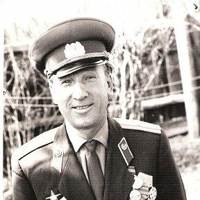 Фотография "Родин Пётр Иванович брат моего дедушки в 17 лет был призван на фронт с военного училища."