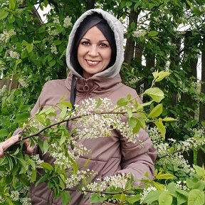 Фотография "Запах черёмухи цветущей манит меня издалека...
А скоро май ....🤗"