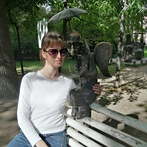 Фотография "В Измайловском саду с петербуржским ангелом Романа Шустова"