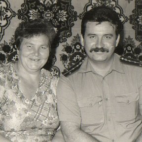 Фотография "Моя мама Клавдия МАКСимовна. Женщина с БОЛЬШОЙ буквы. Хабаровск, 1989 год. Ждём близнецов из роддома..."