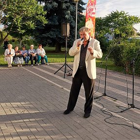 Фотография "Летний   концерт.   Клетка    Fest   для   золотого   возраста."