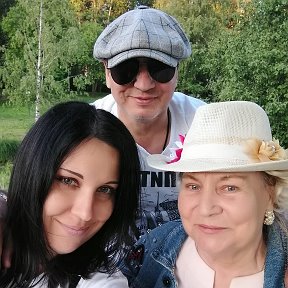 Фотография "Мы 💞❤️ с Мамочкой, Лесопарк "Оккервиль", квартал, Санкт-Петербург 🇷🇺"
