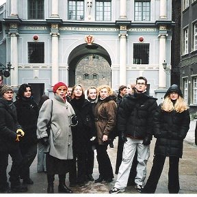 Фотография "Gdansk, 2000: Natalya, Natalya and other YCSF memebers"