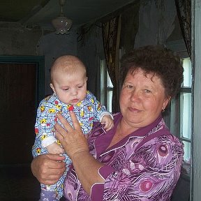 Фотография "внук кирюша и я"