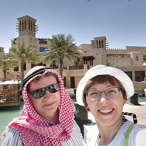 Фотография "Арабские Эмираты. Дубаи. Около семи_звездочного отеля Парус."