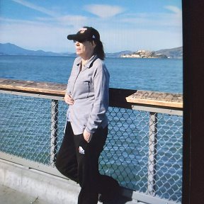 Фотография "Pier 39, San Francisco, back view prison Alcatraz "