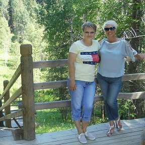 Фотография "с сестрой Людой в Архангепьске"