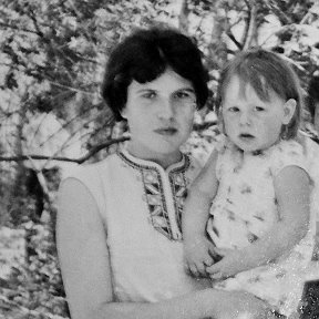 Фотография "Я и моя Мама(Кригер-Кузнецова Лида)...1.05.1971 г."