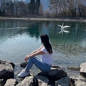 Фотография "Озеро Валензее, Швейцария , Март 2023 🥰😻😻😻😻😻😻"