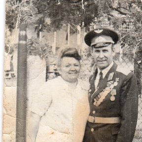 Фотография "Мои родители.Виттенберг.ГДР 1975 год"