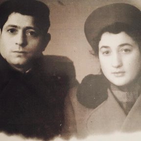 Фотография "Мои родители Борис и Нина Эстрины 1945 год перед свадьбой"