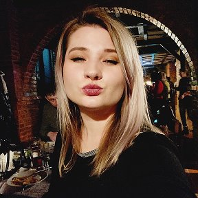 Фотография "🖤🖤🖤🥂"