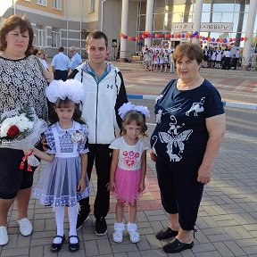 Фотография "В первый класс всей семьей"