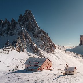 Фотография от валех мурадханов