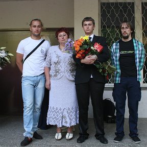 Фотография "Я и мои сыновья на выпуске младшего."