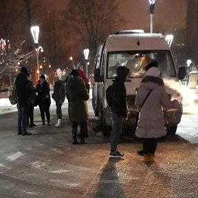 Фотография "Поездки до границы и обратно отправление каждый день желающих пересекать границу без проблем звоните и записывайтесь тел 89255371443 МИША 89686552743 дорога недорого с нами надежно быстро и комфортно водитель аккуратный профессионал своего дела знает 👍"