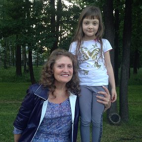 Фотография "Я с внучкой Софьей (июнь 2014г.), Домодедово."