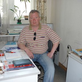Фотография "В офисе летом 2008."