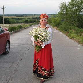 Фотография ""ГЛЯЖУ В ОЗЁРА, СИНИЕ,  в полях ромашки рву...!"