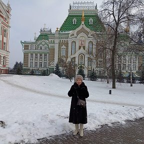 Фотография "2023-12-08 В день рождения у Казанского монастыря."