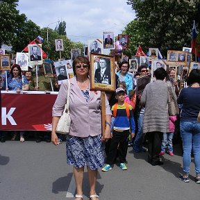 Фотография "Бессмертный полк в Новочеркасске. 9 Мая 2017г."