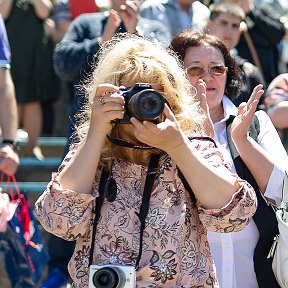 Фотография "С фотоаппаратом по жизни... с фотоаппаратами!"