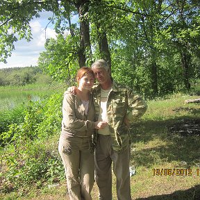 Фотография "На природе после обмывки диплома дочери."