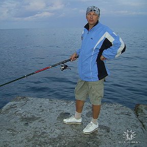 Фотография "август 2009 г.,ловись рыбка-большая и маленькая"