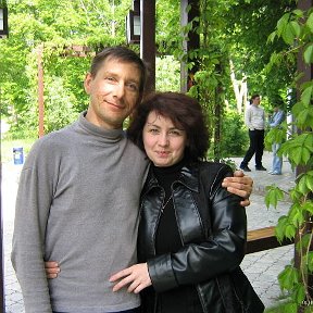 Фотография "я с женой на базе "Три медведя" под Днепропетровском 11.05.2008"