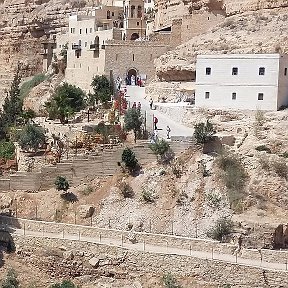 Фотография "Монастырь в пустыне Израиль 2017г"