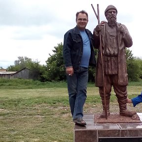 Фотография "д.Карнеевка, Саратовская обл., А рядом со мной дед Карней-основатель этой удивительно-добродушной деревни"