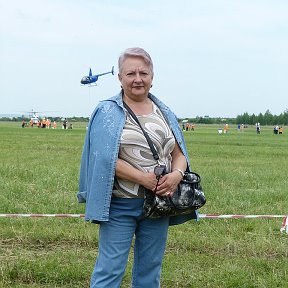 Фотография "Сядет на плечо вертолет"