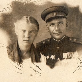 Фотография "Моя мама с братом Беликовым Николаем Карповичем после войны где-то 48 год"
