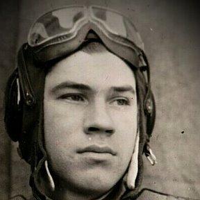 Фотография "Мой папа Дворяк Андрей Алексеевич. Гвардии сержант/ воздушный стрелок. Воевал с 1941-1945"