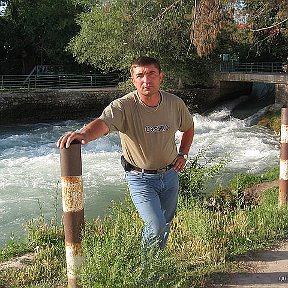 Фотография "Речка Джайбор. Курган-Тюбе."