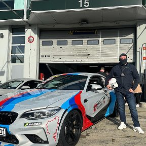 Фотография "BMW M2 Competition///M"