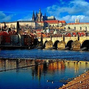 Фотография "Гарний вигляд, на Петріни. А видно Карловий міст"