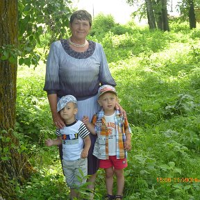Фотография "Я с моими любимыми внучатами Сёма и Саша."