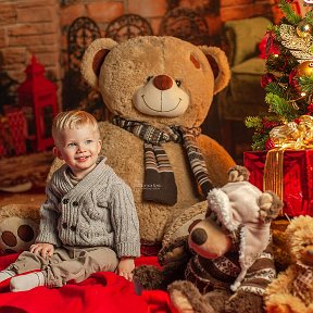 Фотография "Новогоднее время чудес оживших сказок. Время надежд и волшебства❤ Приглашаю вас окунуться в эту волшебную атмосферу 🎄🎁

#новогоднеенастроение
#фотосессияростов
#фотографростов
#семейныйфотограф"