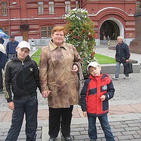 Фотография "Гуляю с внуками по Красной Площади"