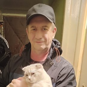 Фотография "Я с котом Кефиром 🤣"