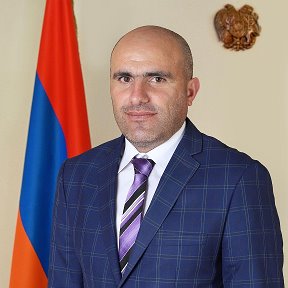 Фотография "Տնօրեն <Անիպեմզայի միջնակարգ դպրոց>"