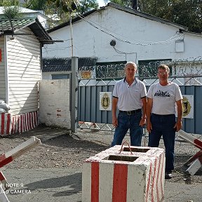 Фотография "Владивосток.  ПТК Экипаж. 25 сентября 2022 год. Рядом со мной Сергей Левченко мой сослуживец-встреча спустя 43 года после демобилизации."